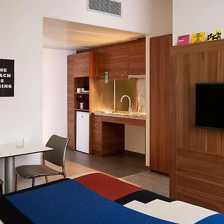 The Social Hub Paris La Defense Extended Puteaux
